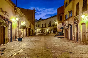Images Dated 31st July 2016: Pedestrian walkways of downtown Queretaro, Mexico at night