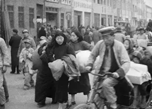 Nanjing Prints: People Fleeing Nanking