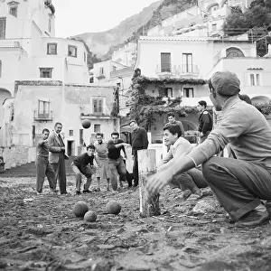 Positano Prints: People Playing Bocci