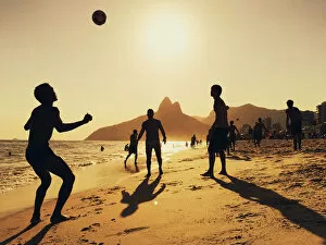 Images Dated 13th February 2014: People playing football at Ipanema Beach in Rio