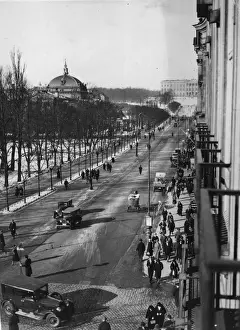 Prints of circa 1925: People promenading on a street in Oslo. (Photo by Fox Photos/Getty Images) Timeless Treasures: Iconic Black and White Prints from the Fox Photo Library: Oslo