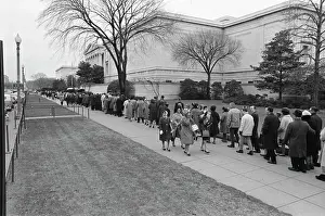 People Waiting to View the Mona Lisa at the National Gallery of Art
