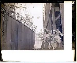 Hospitality Prints: People Welcome Back the Forty Second Regiment