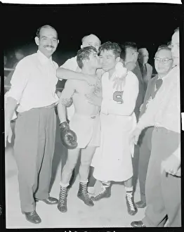 Perez Kissing Shirai