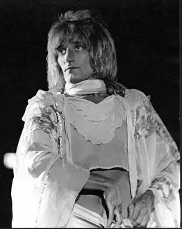 Rod Stewart Prints: Performing