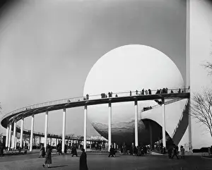 Huty37500 Prints: Perisphere And Walkway, New York World's Fair