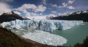 Images Dated 28th April 2016: Perito Moreno Glacier, panorama