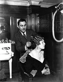 Historical Central Press Art Prints Gallery: Permanent Wave