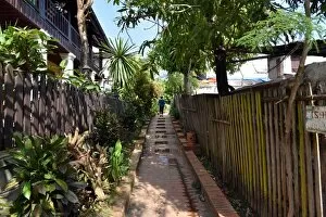 Images Dated 9th December 2015: Pesdestrian walkway at luang prabang Laos