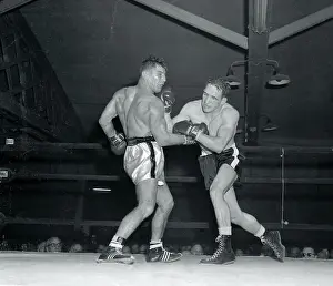 Peter Mueller Boxing Against Gene Fullmer