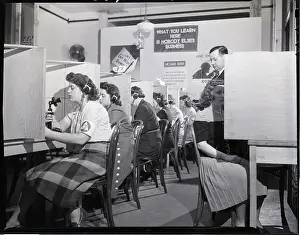Bomb Prints: Phone Control Center For Bomb Damage