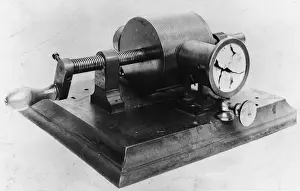 Innovations H Prints: Phonograph