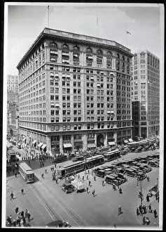 5th Avenue Prints: Photo Of Building On Fifth Avenue