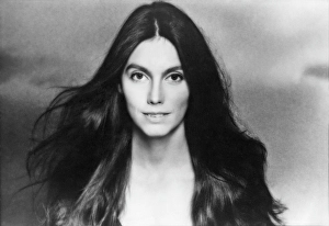 Emmylou Harris Print - CIRCA 1970. Art Prints, Posters & Puzzles from Fine  Art Storehouse