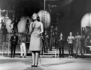 Photo of Lesley Gore