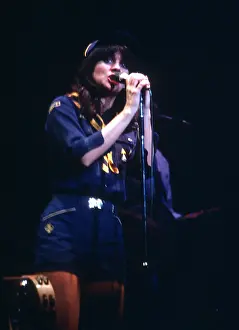 Prints of UNSPECIFIED - CIRCA 1970: Photo of Linda Ronstadt Photo by Michael Ochs Archives/Getty Images A Legend in Focus: Photo of Linda Ronstadt