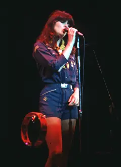 Prints of UNSPECIFIED - CIRCA 1970: Photo of Linda Ronstadt Photo by Michael Ochs Archives/Getty Images A Legend in Focus: Photo of Linda Ronstadt