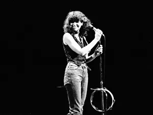 Prints of UNSPECIFIED - CIRCA 1970: Photo of Linda Ronstadt Photo by Michael Ochs Archives/Getty Images A Legend in Focus: Photo of Linda Ronstadt