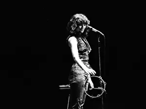 Prints of UNSPECIFIED - CIRCA 1970: Photo of Linda Ronstadt Photo by Michael Ochs Archives/Getty Images A Legend in Focus: Photo of Linda Ronstadt
