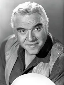 Photo of Lorne Greene