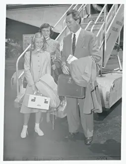 Pia Lindstrom and Family