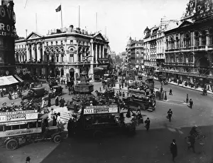 Transport Europe T Prints: Piccadilly Circus