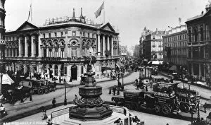 Horse-drawn Trams (Horsecars) Collection: Piccadilly Circus
