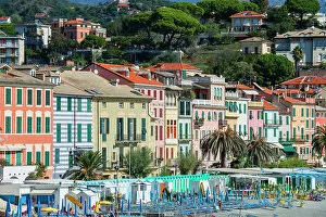 Perfect Puzzles Gallery: Picturesque fishing village, Celle Ligure