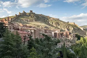 Aragon Prints: Picturesque medieval town of Albarracin