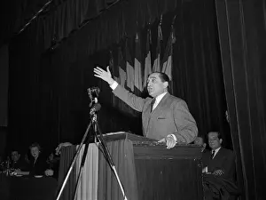 Pierre Mendes-France Giving Speech