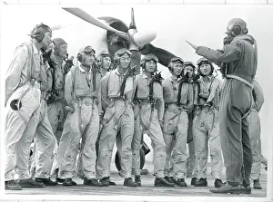 Taiwan Prints: Pilots Receiving a Briefing