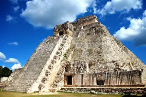 Yucatan Prints: Piramide del Adivino