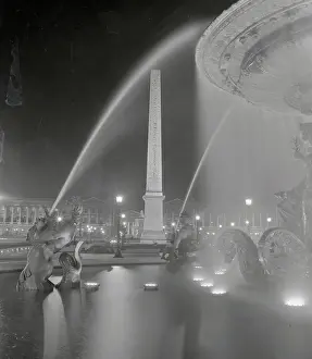 Splashing Prints: Place de la Concorde