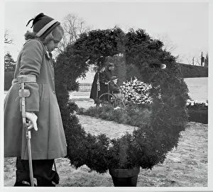 Pre Teen Prints: Placing a Wreath on FDR's Grave