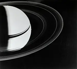 Saturn Prints: The Planet Saturn In Picture/Voyager