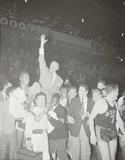 Players Lifting Coach