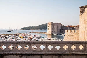 Images Dated 5th August 2017: Plo─ìe Gate, Dubrovniks Old Town