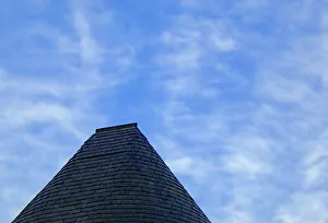 Images Dated 22nd October 2018: Pointed Roof