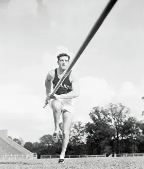 Pole-Vaulter Don Bragg Running