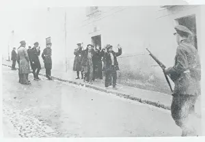 Salamanca Prints: Police Rounding up Suspects
