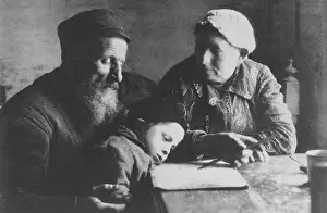 Determination Prints: Polish Jews During Home Instruction for Their Grandson