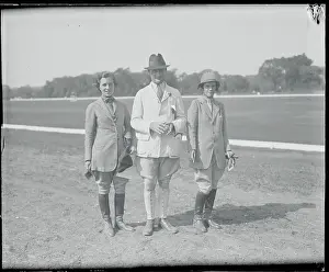 Janet Lee Auchincloss Prints: Polly Potter with Fellow Socialites