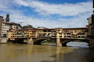 Images Dated 20th June 2016: Ponte Vecchio Bridge in the sunshine, Florence, Italy