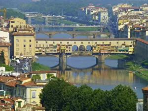 Images Dated 27th July 2012: Ponte Vecchio, Florence