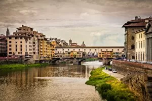 Images Dated 8th May 2017: Ponte Vecchio Sunset
