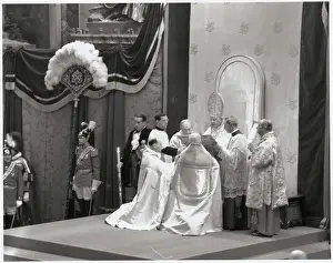 Pope John XXIII Reading the Latin Phomily