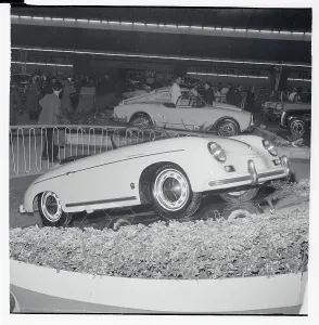 Brussels Prints: Porsche Sport Model