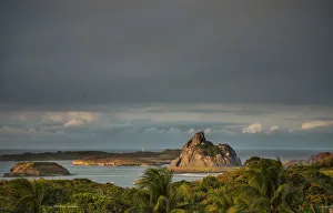 Images Dated 21st August 2015: Port in Fernando de Noronha