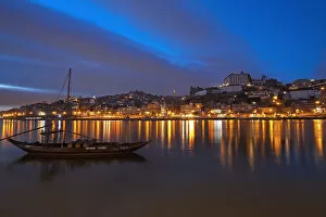 Images Dated 29th March 2016: Porto, Portugal