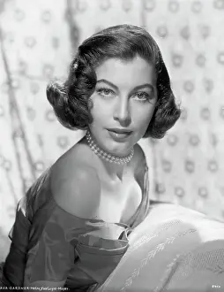 Pearl Prints: Portrait Of Actress Ava Gardner